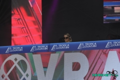 Tropical-Mountain-202